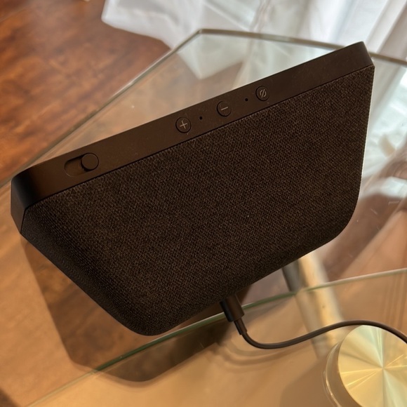 Amazon Alexa - Picture 3 of 3